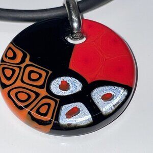 Glass Pendant Round Necklace Murano Style 17.5” Stretch Plastic Black String Red